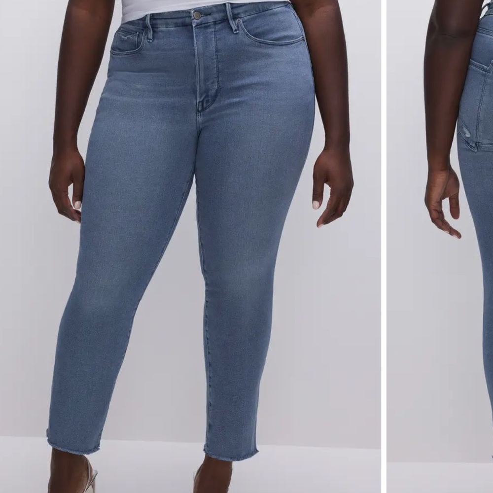 Good American Blue Ankle Cropped Jeans with Frayed Hem